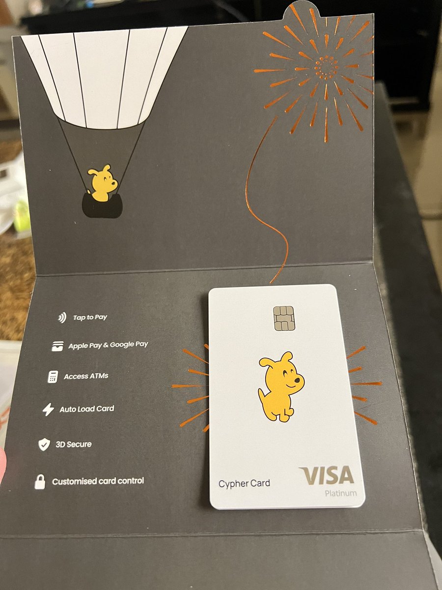 Ко мне пришла новая криптокарта от <a href="/Cypher_HQ_/">Cypher💳</a> Пользуюсь уже полгода, так что расскажу 

Дисклеймер:

Россияне могут пройти KYC только при наличии ID неподсанкционных стран. То есть иностранные права, как и внж - подходят (уточнила в поддержке)

Израильтяне - без проблем