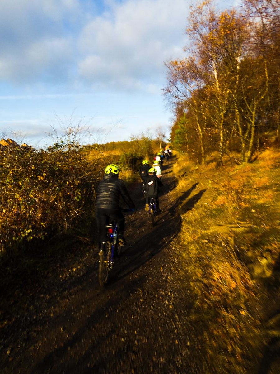dude_on2wheels's tweet photo. @RedesdalePrim year 6 group 2 had the shorter afternoon session this week so we headed for a more local Hill @TerryCoaker @RedesdalePrim @MrBlacklockRPS @MrMShackleton https://t.co/U53jtnFUBv