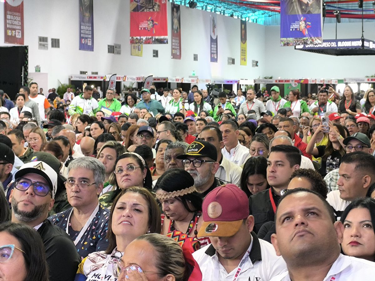 Asamblea_Ven's tweet photo. #14Nov || Vicepresidenta de la República, Dra. Delcy Rodríguez: 

"La causa Palestina es nuestra causa, es una causa que hoy está dando su propia vida, la vida de sus hijos, mujeres, hombres en una lucha Antifascista y antisionista". https://t.co/2zTJoQzjxc