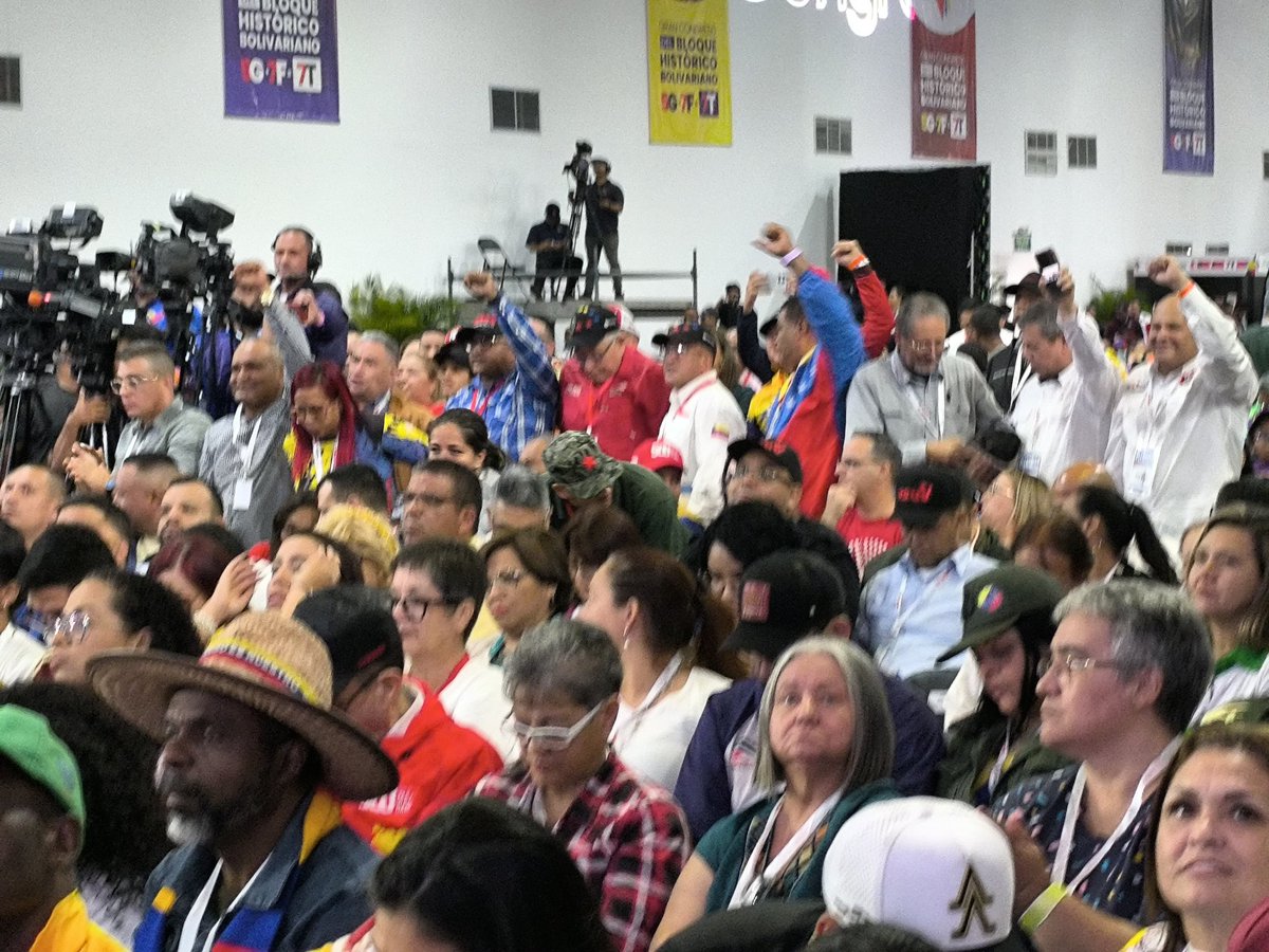 Asamblea_Ven's tweet photo. #14Nov || Vicepresidenta de la República, Dra. Delcy Rodríguez: 

"La causa Palestina es nuestra causa, es una causa que hoy está dando su propia vida, la vida de sus hijos, mujeres, hombres en una lucha Antifascista y antisionista". https://t.co/2zTJoQzjxc