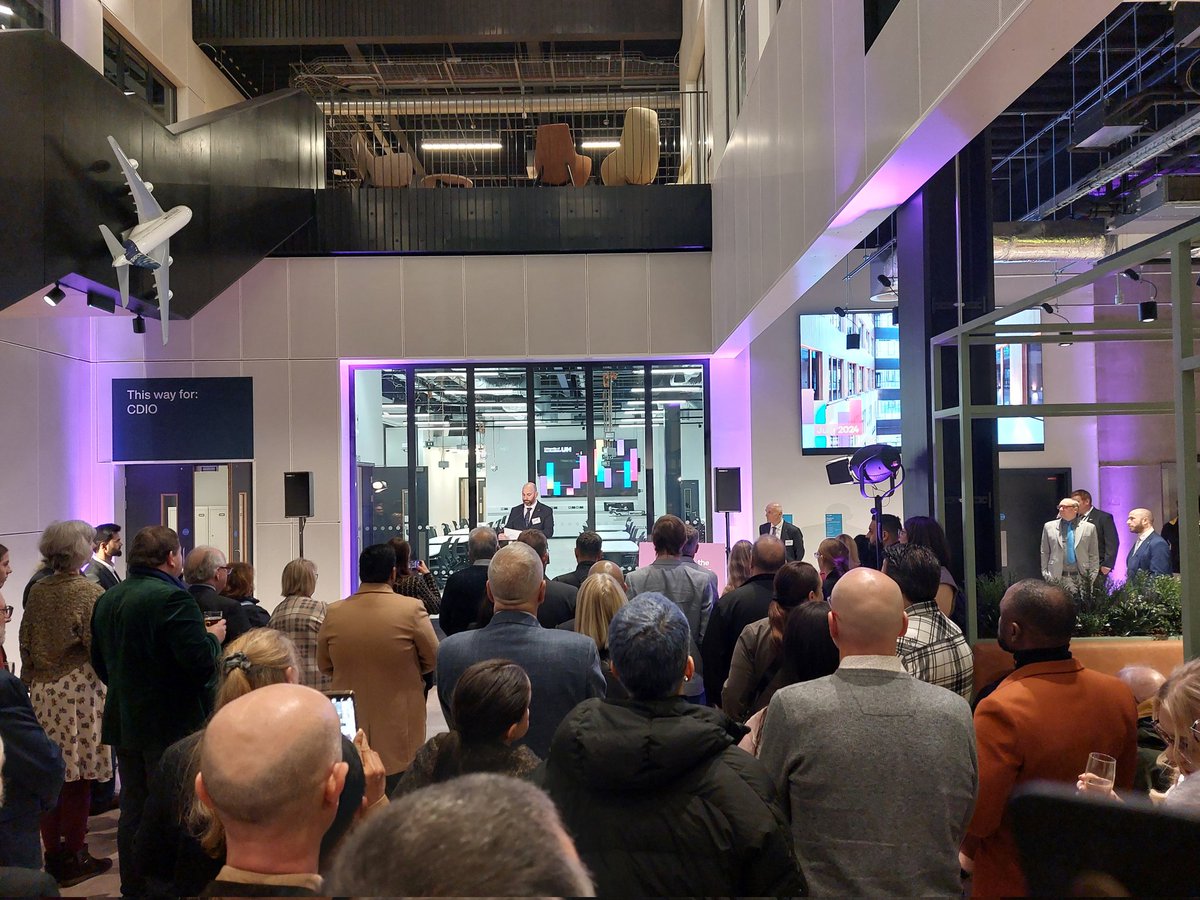 HertfordshireCS's tweet image. 🎉 Exciting day as our Dean officially opens the state-of-the-art Spectra building! A great moment for our University, bringing fantastic facilities to foster innovation and collaboration. Here&apos;s to a bright future for all members of our learning community @UniofHerts @SPECS_UH