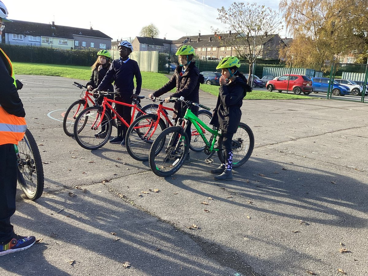 Monnow Primary School tweet media