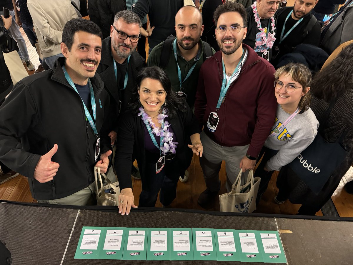 Ha sido increíble conocer q personas de una forma tan divertida en la #TRG24 gracias a <a href="/bealazarillo/">Beatriz Lazarillo</a> <a href="/Pabloku85/">Pabloku</a> <a href="/gonz_tirado/">Gonzalo Tirado</a> <a href="/jjcoellov/">Juanjo Coello</a> <a href="/SrMonedero/">Quique Á. Monedero</a> <a href="/sinsaberleer_/">Wasdf</a> <a href="/SaraVaquerizo/">Sara Vaquerizo</a>