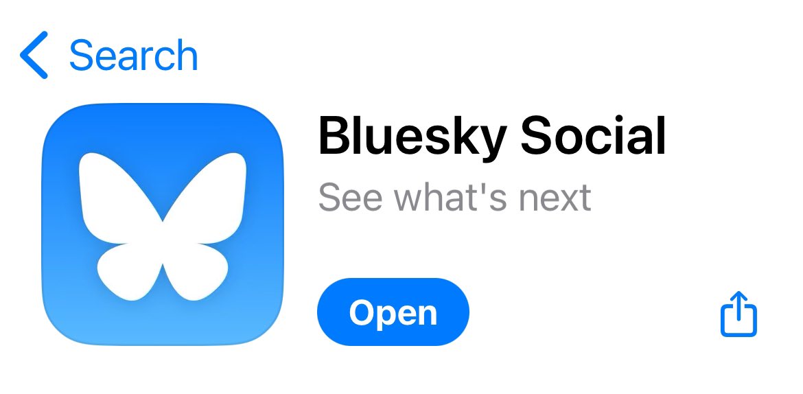 Sneijder tweet media