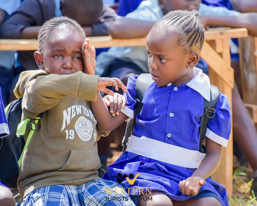 k47news's tweet image. This picture made me shade tears.

It deserves a thousands LIKEs.

Trends: John Mbadi, Uhuru, Aura for Aura, Catholic, Murima Kingpin