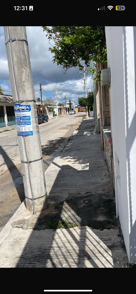 CmiLuiz's tweet photo. @JAPAYOficial @CeciliaPatronL urge le den atención , llevo una semana levtantando reportes de que hay una tubería rota y el agua está corre y corre día y noche 

Calle 28 entre 25 y 27 polígono itzimna 108 a 4 cuadras frente el Walmart !! 

Porfavor https://t.co/fKRSpNyYmX