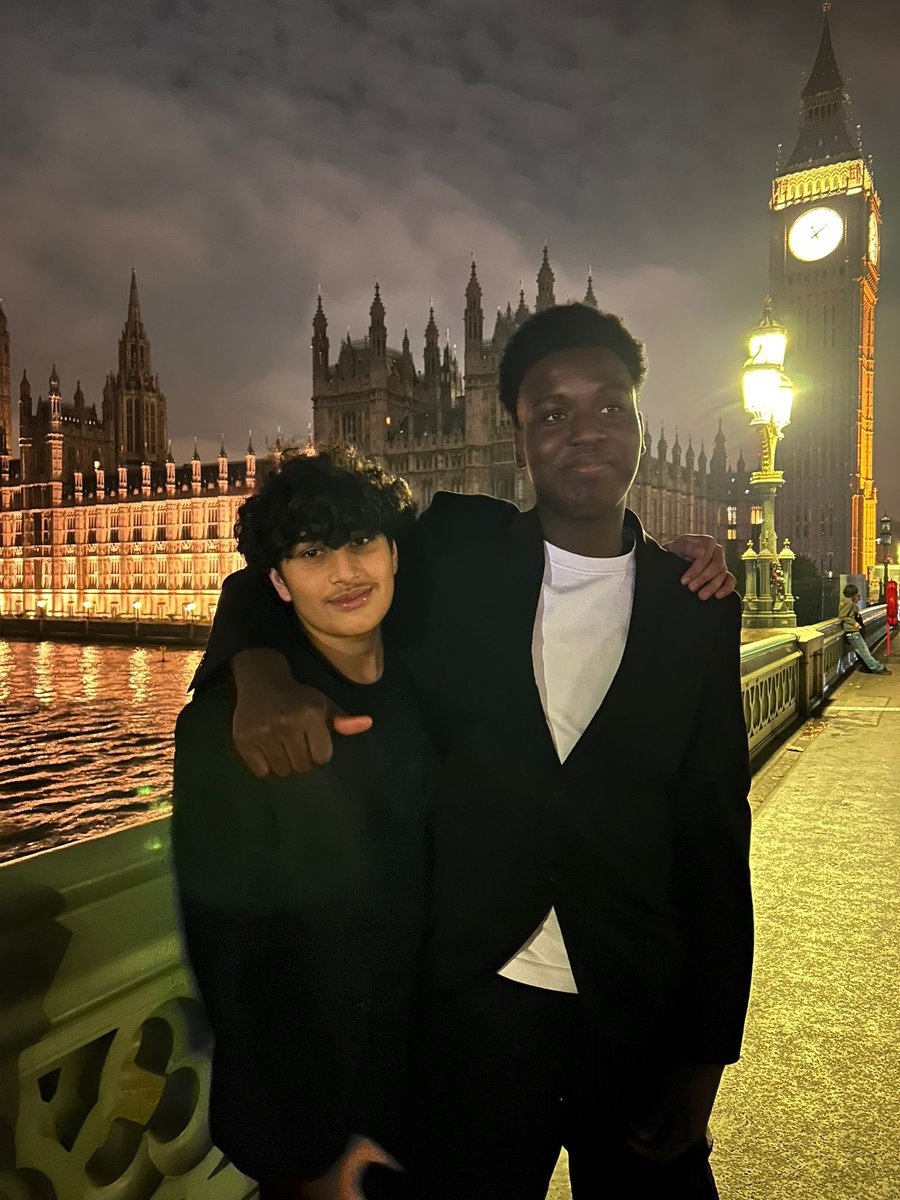 Moonlit walk by the Thames!