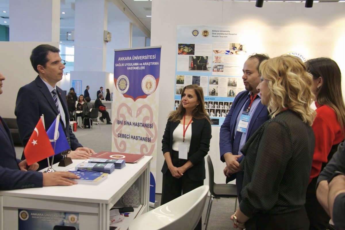 TravelExpo 7. Uluslararası Turizm ve Seyahat Fuarında  İl Sağlık Müdürü Sn. Uzm.Dr. Ali Niyazi Kurtcebe’nin standımızı ziyareti🇹🇷 #AnkaraÜniversitesi #SağlıkTurizmi
