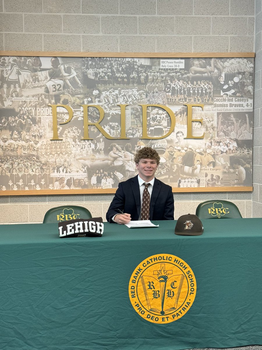 Official. #rollmountainhawks 
<a href="/SeanLeary13/">Sean Leary</a> <a href="/PKnight97/">Pat Knight</a> <a href="/LehighBaseball/">Lehigh Baseball</a>