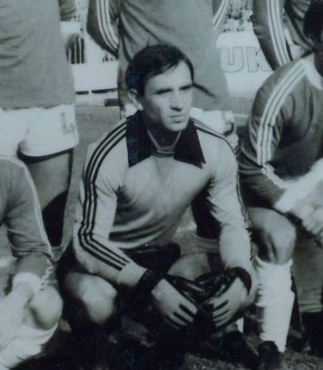 fussballgeekz's tweet photo. Ilir Luarasi - #DinamoTirana & 🇦🇱 #Albania 🇦🇱: A one-club man who wore the #Blute shirt between 1976-1987; a component of the great #Dinamovitet side of the 70s/early 80s.
The Story of The Blues is told here 👇
https://t.co/sKv8VosKlX https://t.co/tld8hOYboy