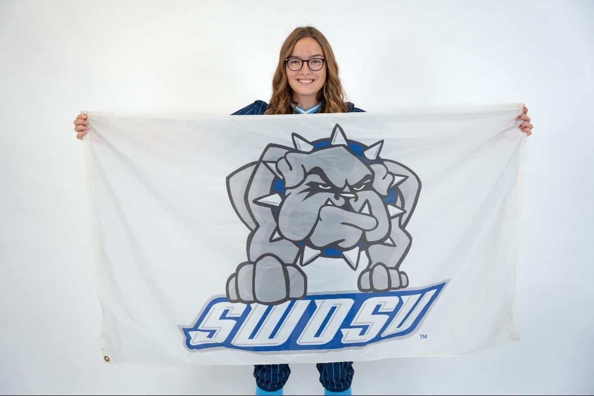 KACompton2377's tweet photo. 🚨 COMMITMENT ALERT!!! Join us in congratulating Lily Barfield of Cheyenne on her decision to further her academic and softball career at Southwestern Oklahoma State! We are proud of Lily. #AsNation #AsAllDay #GoDawgs https://t.co/jhRN72qI0V