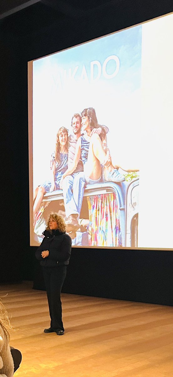 Quelle belle matinée au cinema ce matin avec nos classes de terminales et seconde pour l’avant première du film MIKADO. Merci à la réalisatrice <a href="/BayaKasmi/">Baya Kasmi</a>  d avoir pris le temps de répondre aux nombreuses questions de nos élèves😜!  <a href="/GastaldiAgnes/">Agnès Fonquernie</a> <a href="/Colomiers31/">Ville de Colomiers</a>