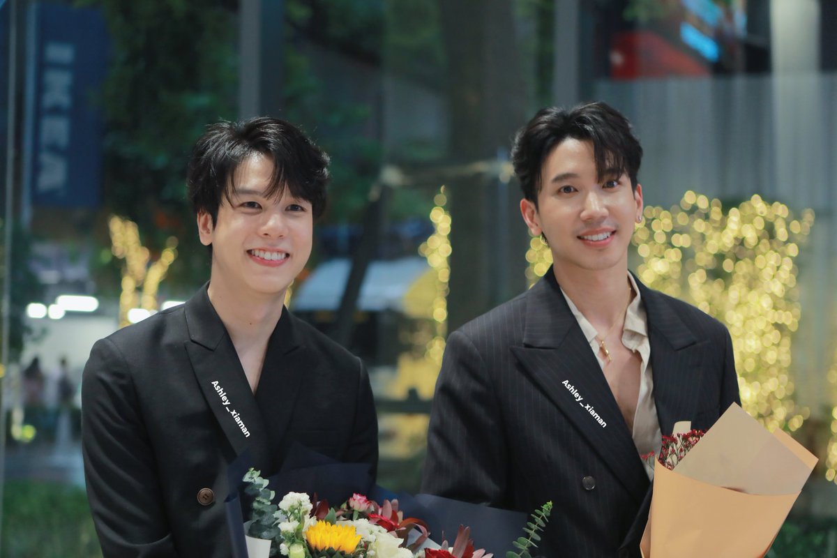 huangxiaman's tweet photo. In this vast universe, you are the one and only star that lights up my sky✨💗
#JobKrisz
#พอร์ชเป็นบ้า
#jobporsche
#STHProjectLineup2025 https://t.co/2KvlxoDg3m