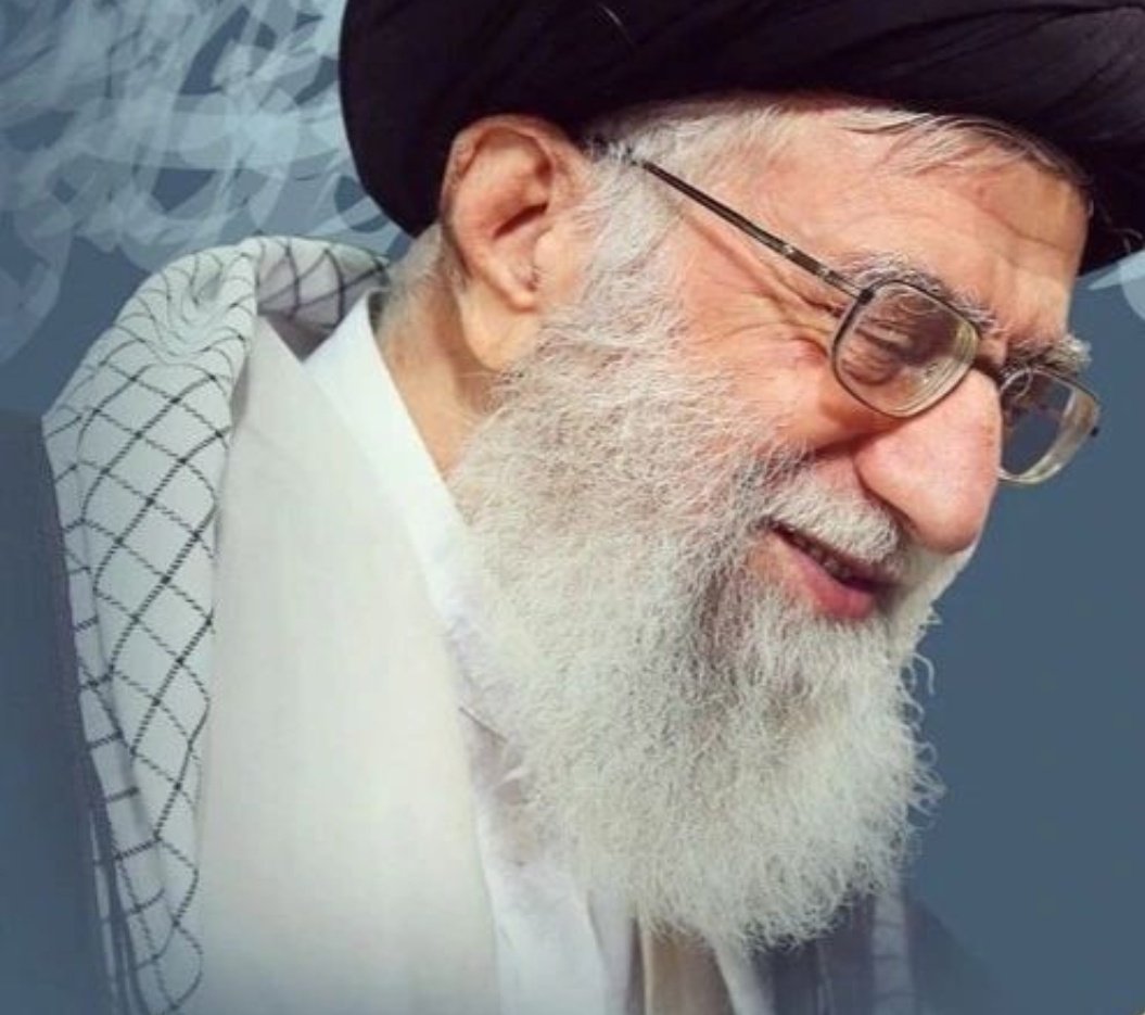 نَشۅۍتَنهـٰآ،‌مـن‌یـٰآرتۅمۍگَـردم
ۅزجُـرگہ‌؏ُـشآقَت‌ッ
سَـردآرِتۅمۍگَـردم!

زیبایی و اصالت اگه تصویربود....
 #رزمایش_نصرالله

✌️