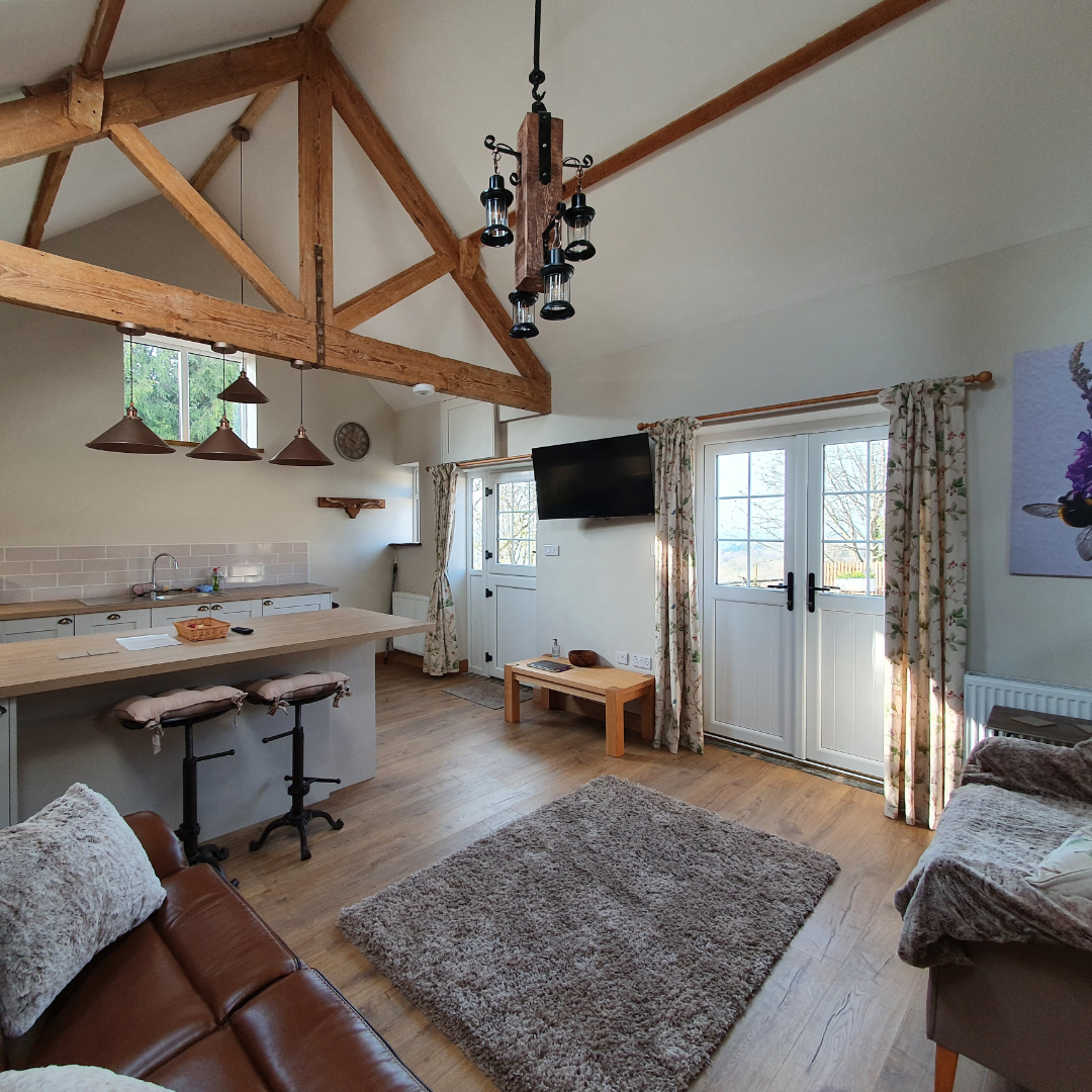 The Old Dairy is a lovingly-converted dairy, sleeping two guests, on a small working family farm overlooking Cheltenham.
visitgloucestershire.co.uk/the-old-dairy/…

#gloucestershire #holidaycotttage #selfcatering #visitgloucestershire #theolddairy #stayingloucestershire #cheltenham