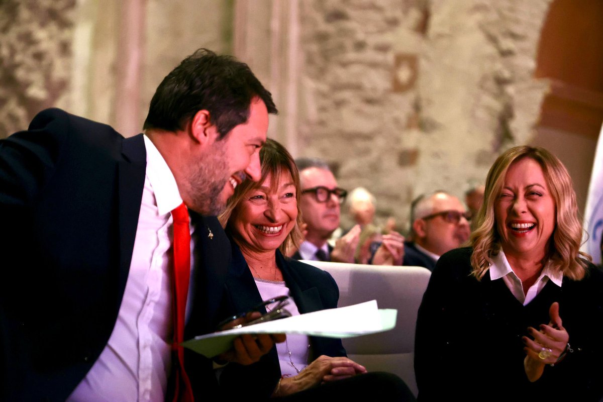 Matteo Salvini tweet media