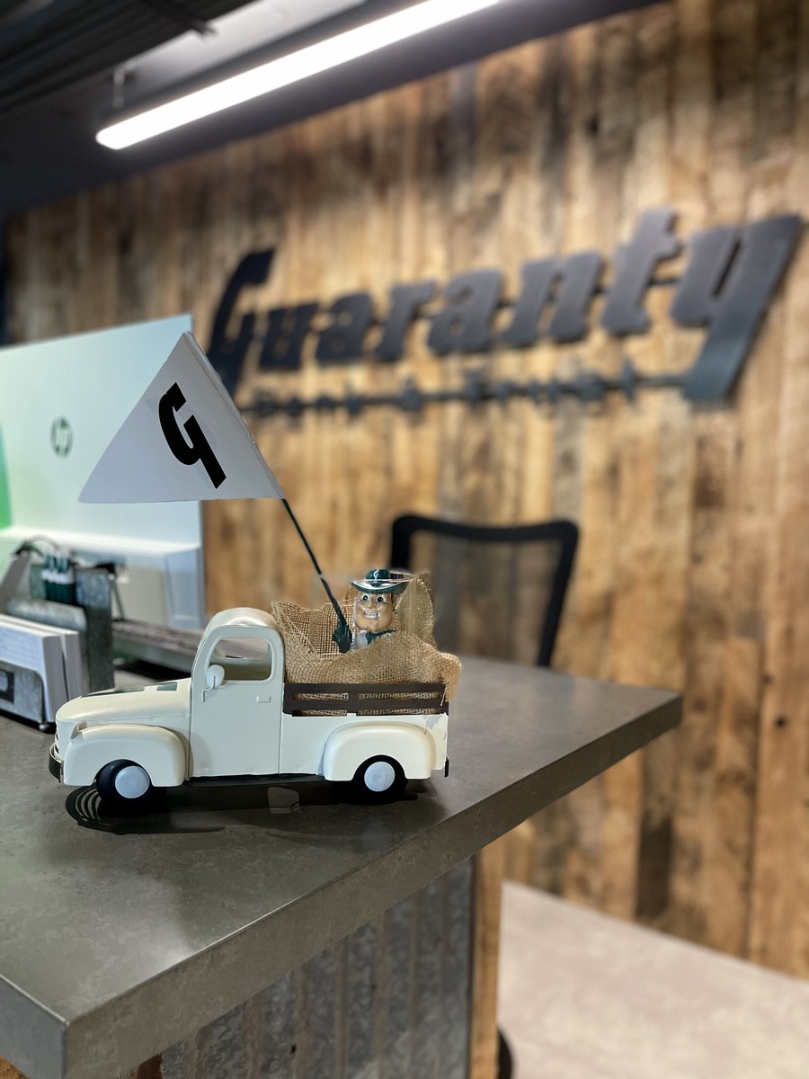 gntybank's tweet photo. Georgetown hosted a Grand Opening celebration after the move to their new location! If you're in the area, stop by sometime soon and meet their fantastic team! #Georgetown #GNTY https://t.co/uchCNHVx5q https://t.co/Yg7Smmg4Z3