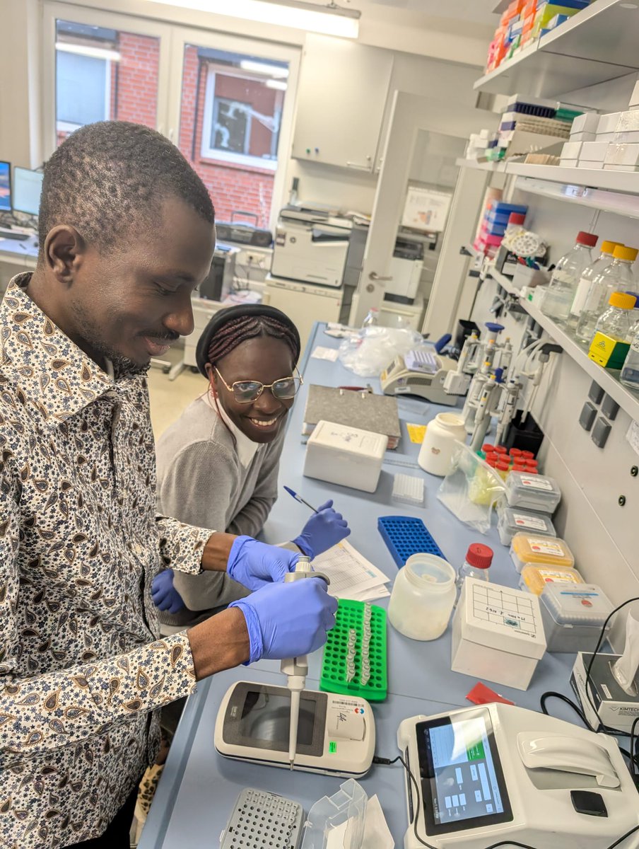 MarDir6's tweet image. Nice and productive visit of colleagues from CERMEL (Gabon) in Borstel for training in tNGS and WGS of M. tuberculosis strains and discussion of TB sampling progress within the PANGenS project. @PANGenS2023 @FZBorstel @CERMEL_Gabon