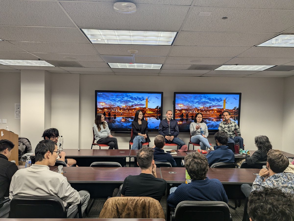 USC_Econ's tweet photo. Our inaugural Econ Ph.D. Career Panel (Data Science) last night was super, attracting 30 current students! Thanks to alumni panelists Laura Angelescu (PhD 2010), Andreas Aristidou (PhD 2020), Manuel Castro (PhD 2011), and Weiran Deng (PhD 2020)+moderator Maggie Switek (PhD 2014). https://t.co/Zi1p5zjQv9