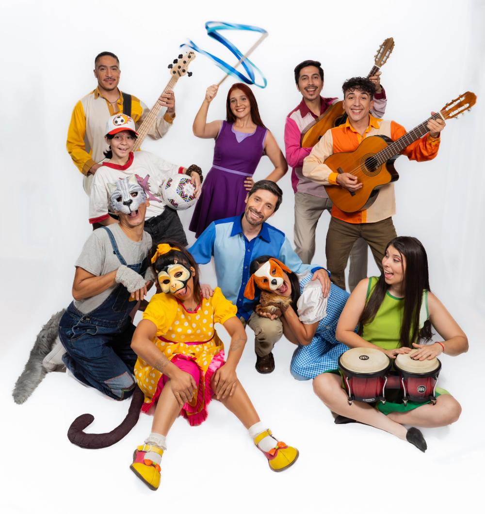 PortalViRegion's tweet photo. FestiCRIN llega al Parque Comunal de Rancagua para celebrar su décima versión y el mes de la infancia : * La programación del festival incluye un total de 20 espectáculos gratuitos que serán… https://t.co/b5YtNtAIAf #FestiCRIN #ParqueComunal #Rancagua #Infancia #FestivalMusical https://t.co/8l0wy6keG8