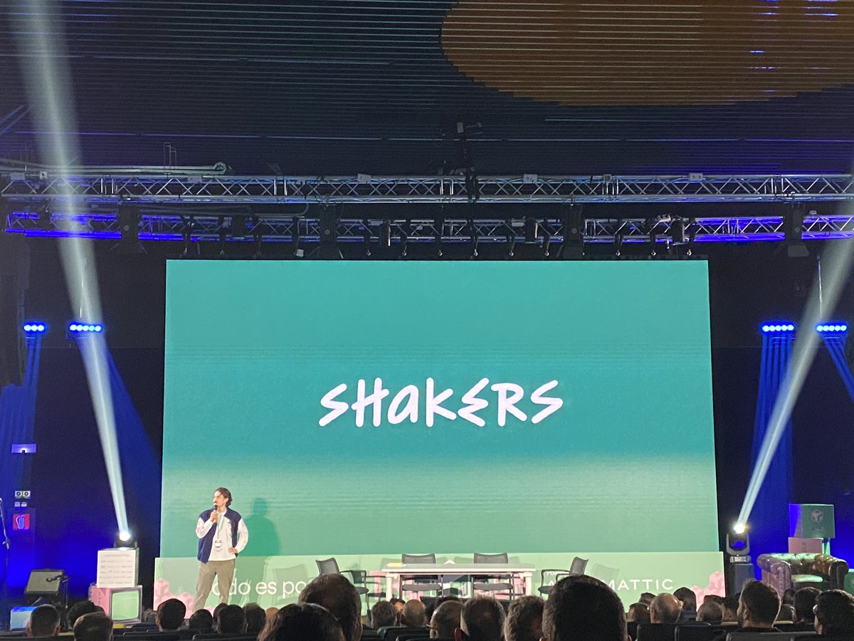 tarugoconf's tweet photo. Gracias a @shakersworks, con cuyo patrocinio hemos podido impulsar el «Crossover definitivo» hoy en la #TRG24. 

A TOPE DE POWER https://t.co/9ybqBPripz
