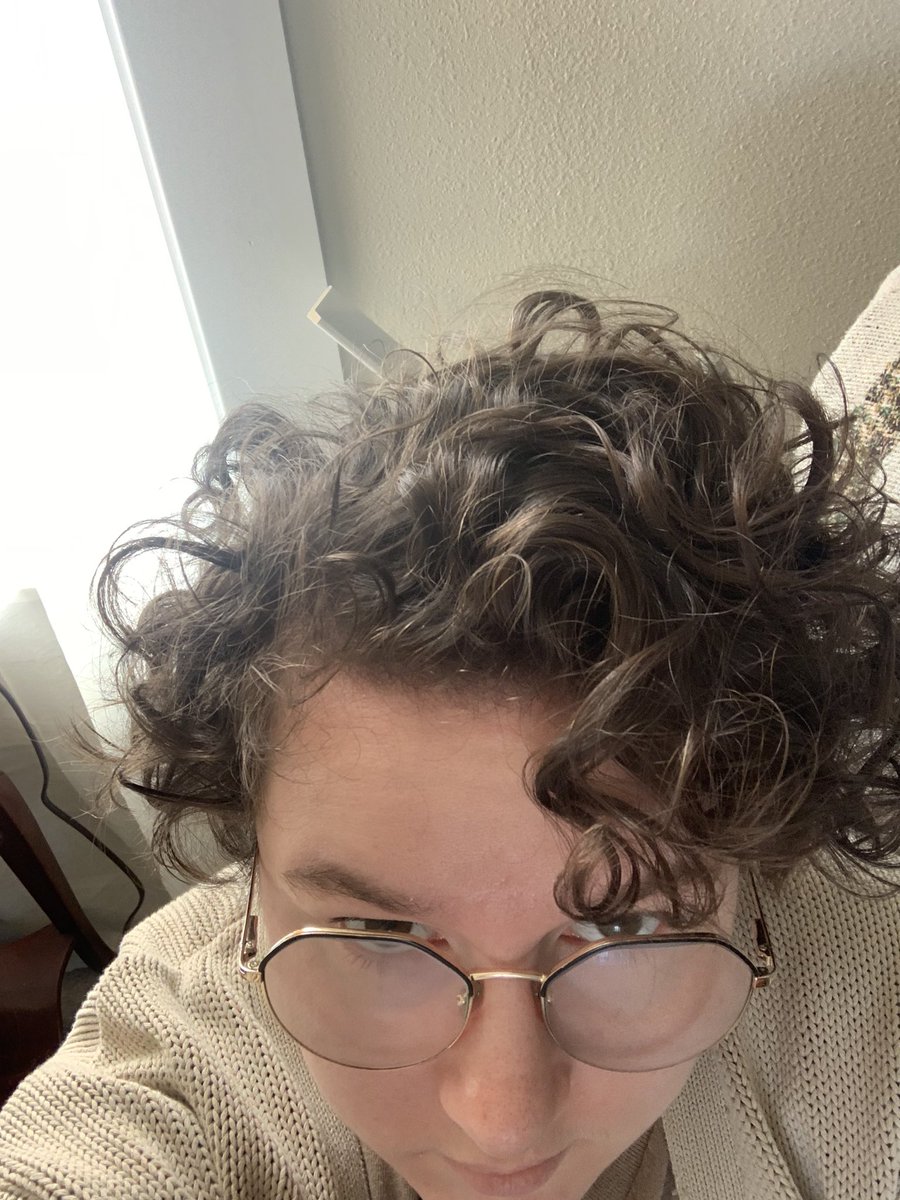 KitCatNinja's tweet image. Never go to bed with wet hair :(((((