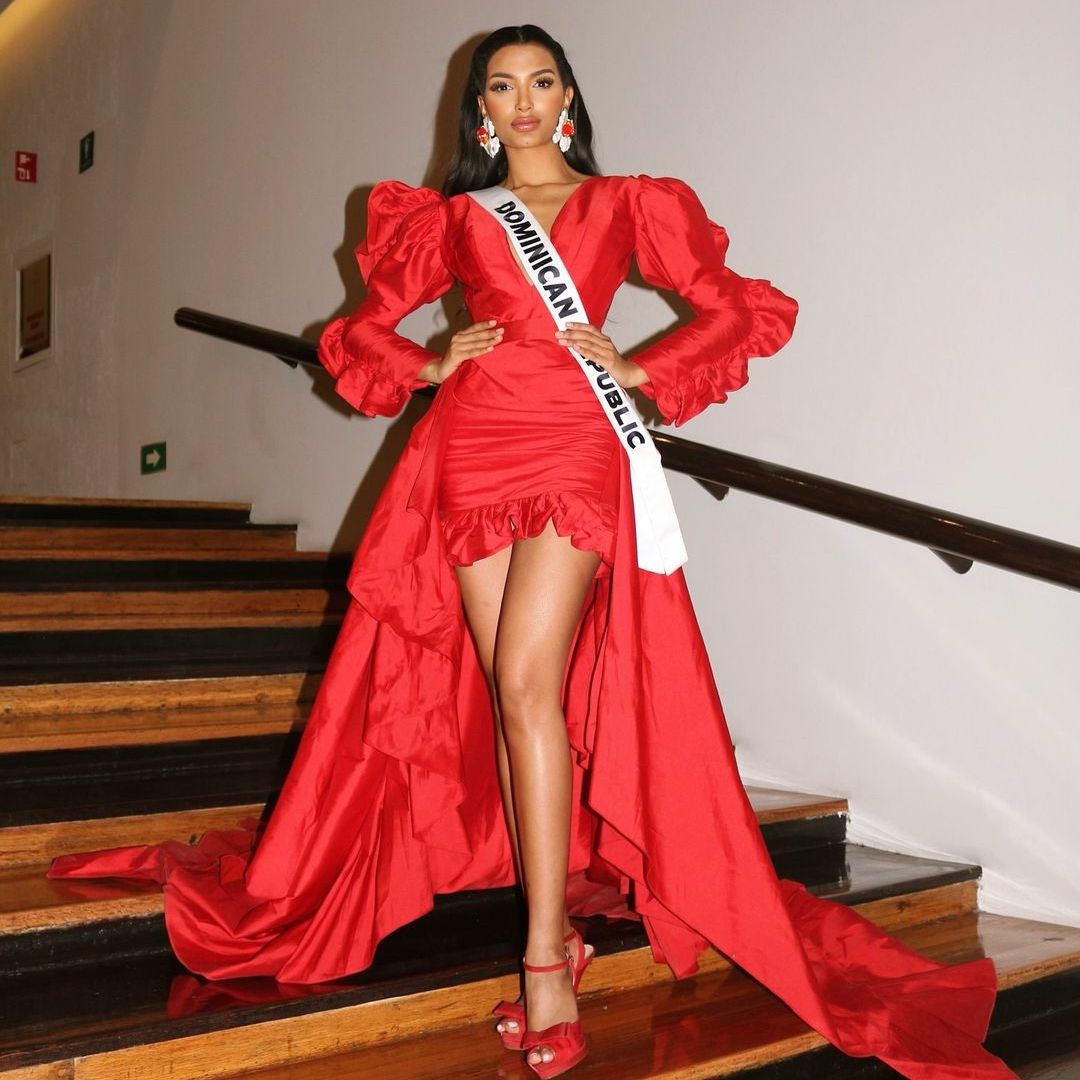 NoticiasRNN's tweet image. Celinee Santos en la preliminar de Miss Universo: ¡Todo lo que necesitas saber!

wp.me/pbRwvr-1A8A

#NoticiasRNN #CelineeSantos #MissUniverso2024 #RedesSociales #Mexico
