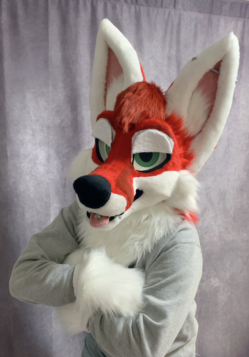 shaydestuckk's tweet photo. Sekrit! 🦊❤️🤍 Full partial for @sekritfox :]
Always love making foxes, and this guy’s got MASSIVE ears! He’s also got a removable ear and tongue piercing! 
More in 🧵 https://t.co/vLE9brALjB