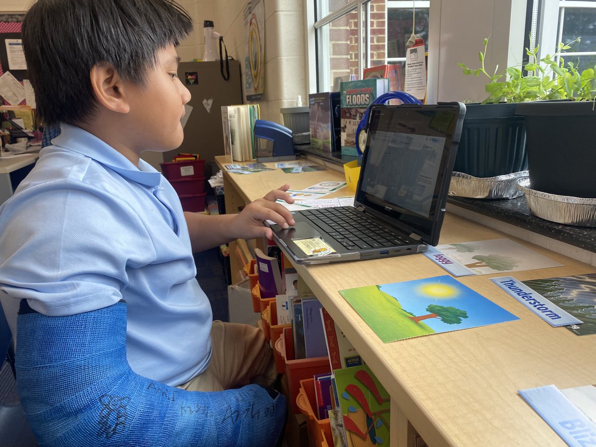 Pictures Part 2 #nationalstemday <a href="/DCSDSTEM/">DCSDSTEM</a> <a href="/wrightway99/">Andrea Wright</a> <a href="/dcsdctae/">DCSDCTAE</a>