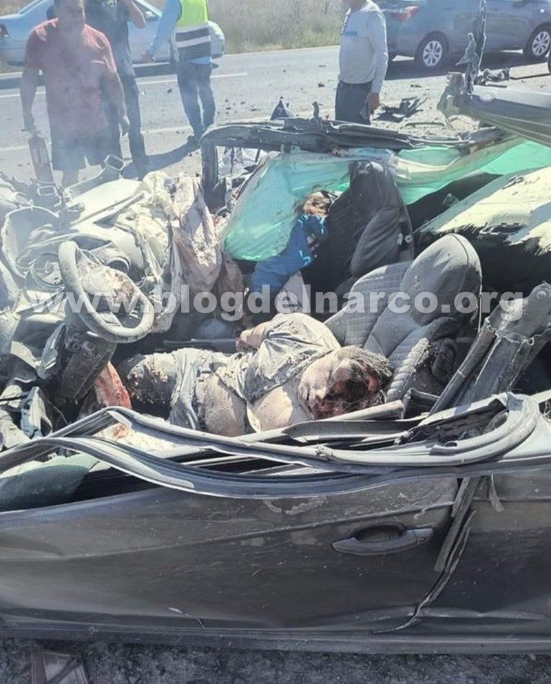 blogdelnarcomex's tweet photo. Videos: Venían a exceso de velocidad sobre la carretera México - Pachuca exponiendo a inocentes y se partieron la madr..., Hanna Madai Valadez Zúñiga de 19 años y embarazada, es la joven sobreviviente (Información en el enlace) https://t.co/iOxNDDb7gN https://t.co/Jm9Dz8PTTK