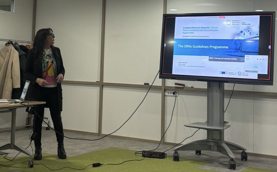 🧑‍⚕️👩🏻‍⚕️Thrilled to wrap up the EU project on clinical practice guidelines for #RareDiseases in #ERN! Proud that the <a href="/eHealthUOC/">eHealth Center UOC</a> led the training work package 💻📚. Huge thanks to our partners and everybody involved for their collaboration! Together, we’re improving healthcare 🏥👏