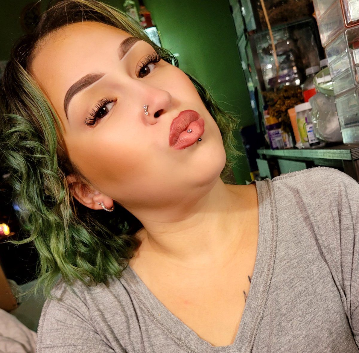 All I need is my <a href="/GerardCosmetics/">Gerard Cosmetics™</a> <a href="/HYIMJEN/">Jen Gerard 🐻❤️🥰🌈</a>  Cosmetics to complete a soft look  and I'm loving it. 

Lips Vintage Rose - Lipstick used it more as a Liner 

Brows Brow Bar To Go®️ - Medium to Ebony

Face , Honeymoon Blush and Bronzer- Starlet Face Palette