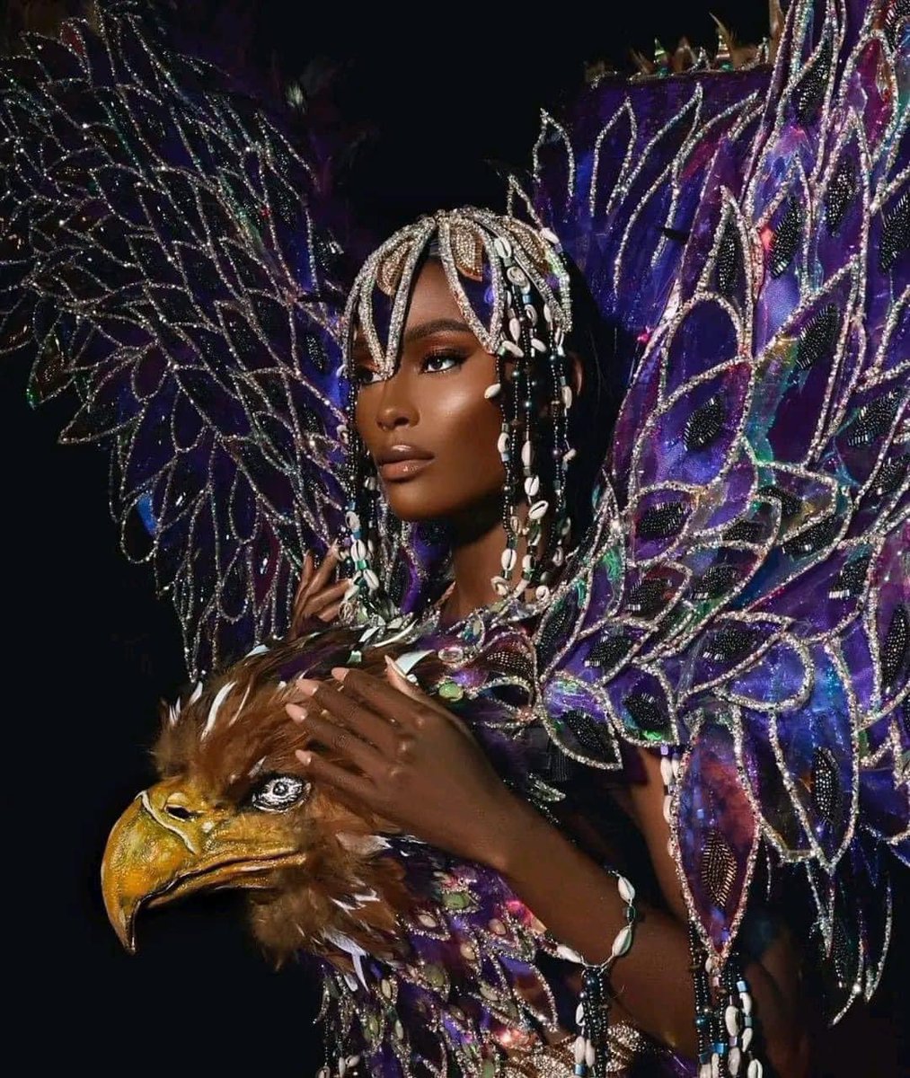 greedysouth's tweet image. Miss Universe Zimbabwe, Sakhile Dube, in her national costume inspired by the Zimbabwe bird for the Miss Universe 2024 preliminary rounds

The dress is called 'The Soaring Eagle' and it is a representation Zimbabwean heritage, woven with deep symbolism and artistry.