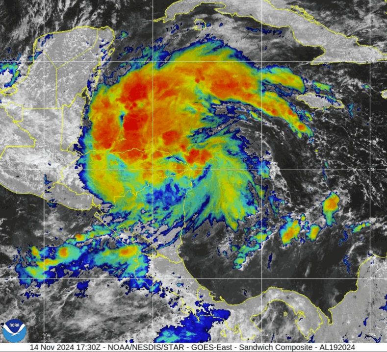 NWSNHC's tweet photo. Advisory 4A: 1:00 PM EST Thursday November 14, 2024

...DEPRESSION STRENGTHENS INTO TROPICAL STORM #SARA...

...LIFE-THREATENING AND POTENTIALLY CATASTROPHIC FLASH FLOODING AND MUDSLIDES EXPECTED IN HONDURAS THROUGH THE WEEKEND...

Latest forecast at: https://t.co/OerPfer1DK https://t.co/tk1uEzE3Qp