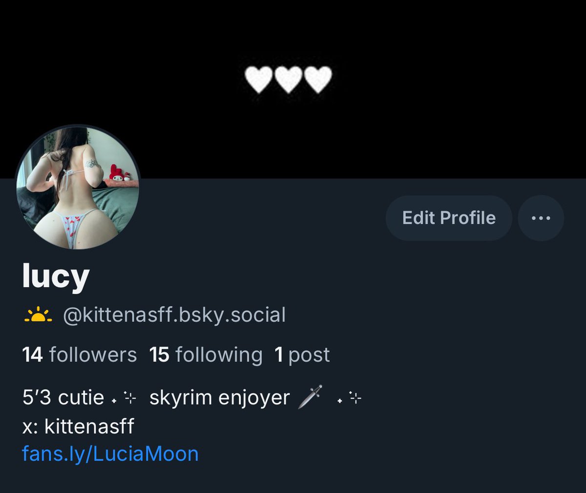 🦋 come say hi! @/ kittenasff https://t.co/70YvnB56lL
