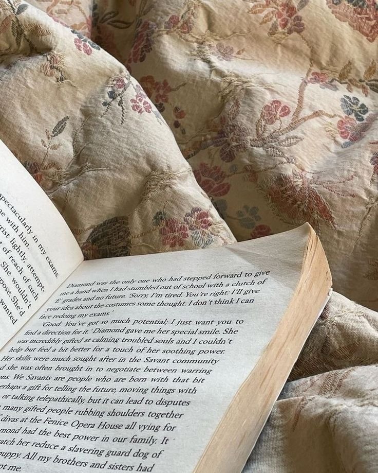 animaetars's tweet photo. «La literatura es la forma más agradable de ignorar la vida», Fernando Pessoa. https://t.co/ORHOw3SCaA