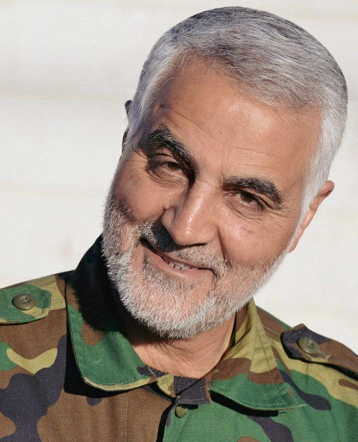 m_hadii2's tweet photo. خوش به حال حاج قاسم که #حکیم_فرزانه انقلاب اینگونه توصیفش فرمود:

ما شه.ید زیاد داریم امّا ش.هیدی که به دست خبیث‌ترین انسانهای عالم یعنی خود ۱مریکایی‌ها به شه.ا��ت برسد چنین ش.هیدی غیر از حاج قاسم من کس دیگری را یادم نمی‌آید.
#لبیک_یا_خامنه_ای https://t.co/3VebYdy1Ud