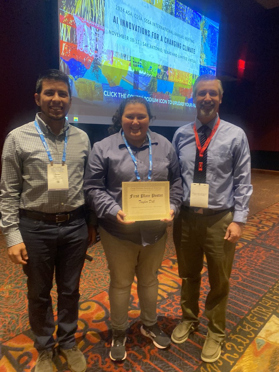 OrtezCornCrops's tweet image. Big congrats to @tdill25 for presenting Battle for the Belt at the @ASA_CSSA_SSSA International Annual Meeting.
🥇place Award in the C3 Division (Crop Ecology, Mgmt., & Quality).
🥇place Award in the Education and Extension Section.
@StepUpSoy
@OSU_HortCropSci
@CFAES_OSU