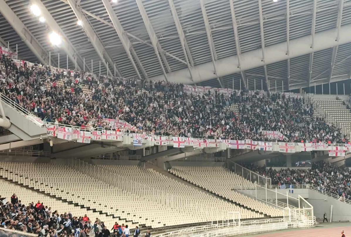 EnglidsAway's tweet photo. 3,500 England fans in Athens tonight 🏴󠁧󠁢󠁥󠁮󠁧󠁿

Best fans in the world 👏🏻 https://t.co/NUFib13stp