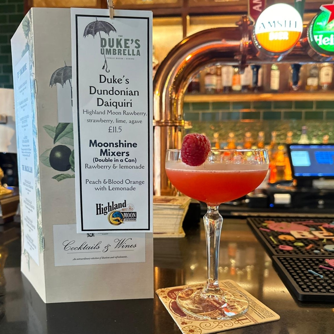 HighlandMoon's tweet photo. Get ready to shine! 🌙✨

Our moonshine is mixing it up at The Duke's Umbrella  with the delicious new Dundonian Daiquiri! 🍹🍓

 Sip on the sweetness and enjoy the magic! 

#MoonshineMoments https://t.co/10z5nqh08G