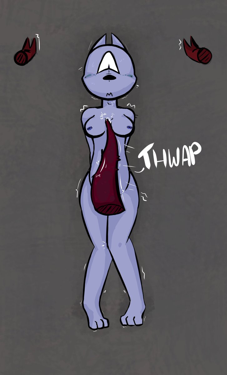 Macy made the mistake of interrupting Lucia's busy schedule of sitting around and doing nothing

#Furrynsfw #nsfw