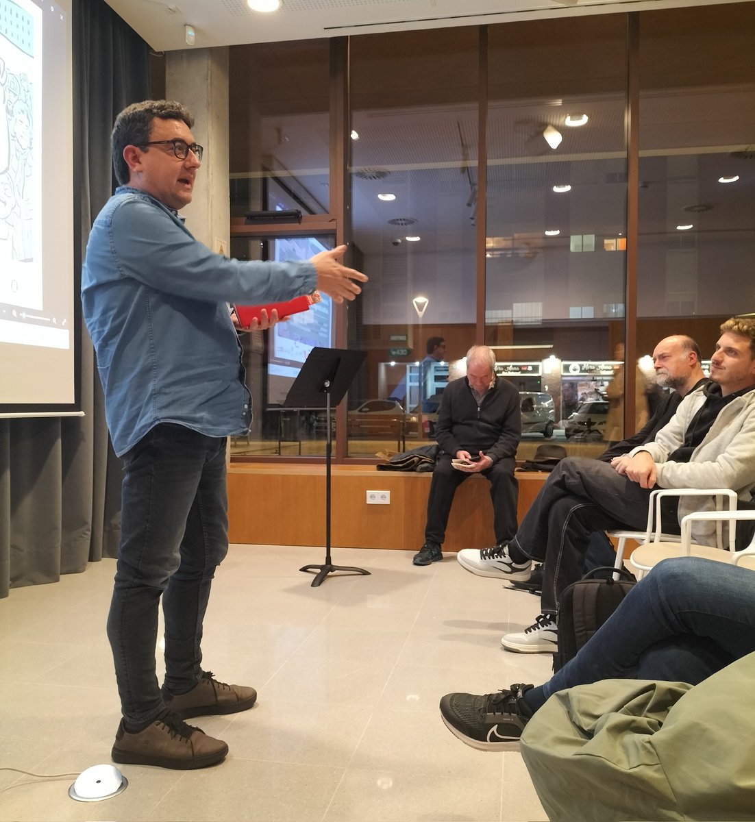 CCOO BLL APAG +drets +accioterritorial +proximitat tweet media