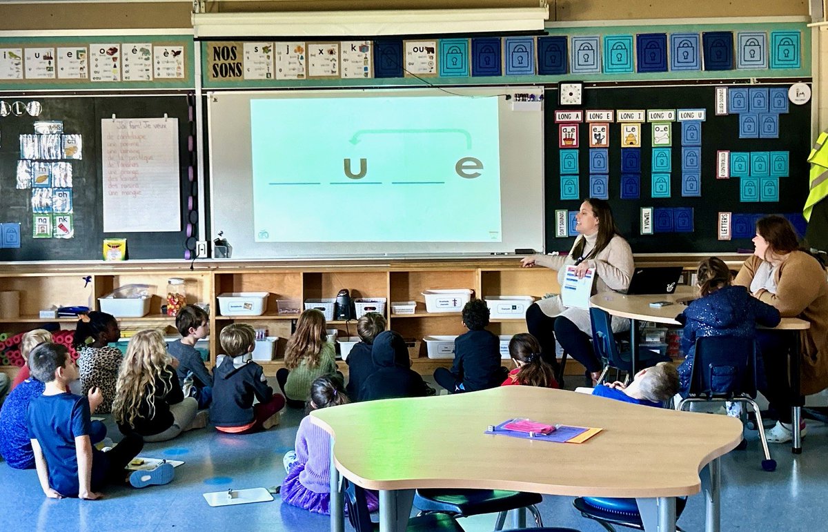Director of Education, @DavidDeSantis22, had the pleasure of visiting ten ALCDSB schools this week. The focus of the school visits was to engage in conversation and to capture student voice to help shape the goals and priorities of the ALCDSB's next five-year plan. #ALCDSBMYSP