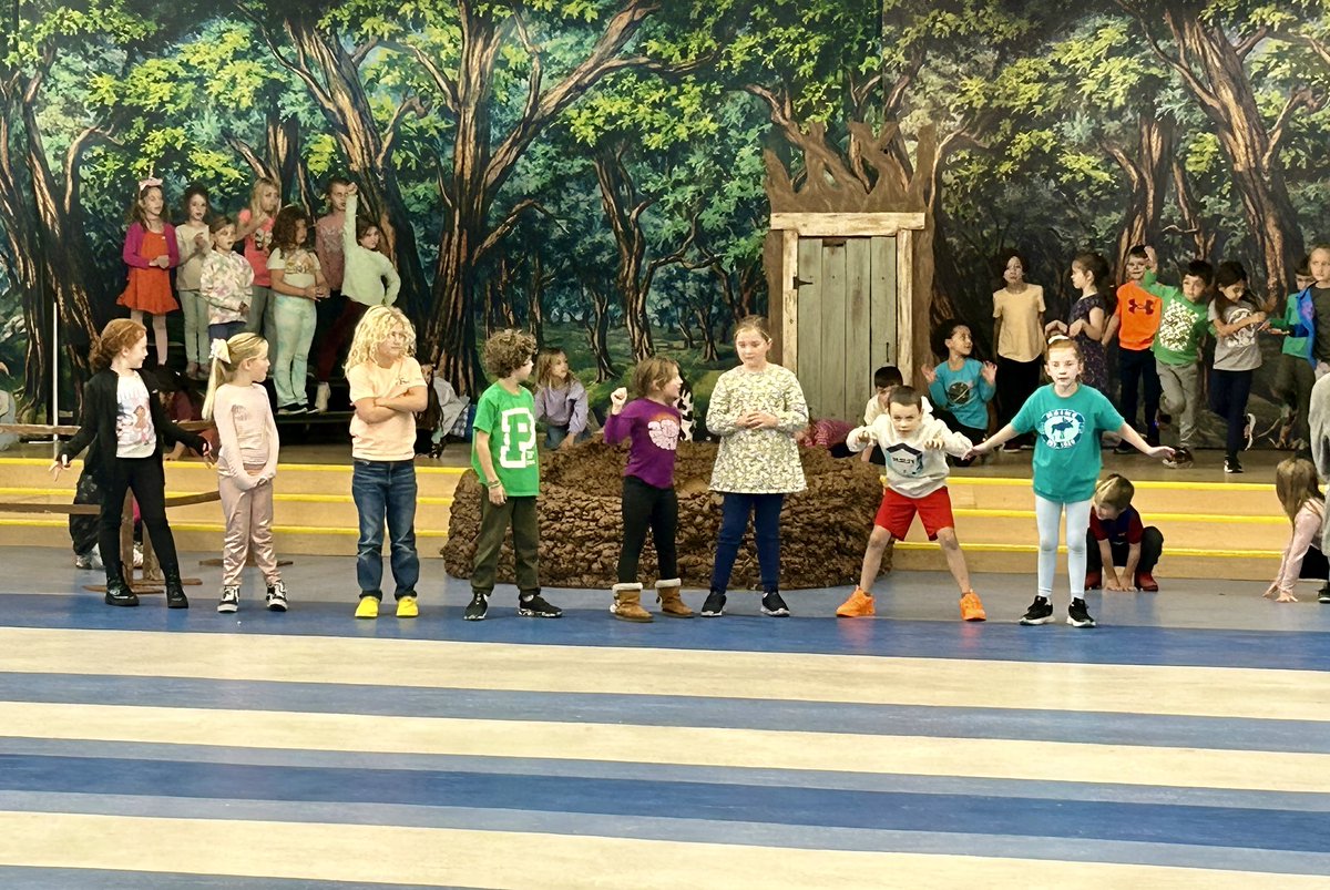🐻🍯 Ready for a “beary” special show? The kids @ Page School have been buzzing like bees @ play practice, &amp; they’re ready to bring Winnie the Pooh to life Saturday &amp; Sunday! 🐝🎭 Tickets are still up for grabs—don’t miss out! Grab yours @ the link below!  pagetheater.ludus.com/index.php?show…