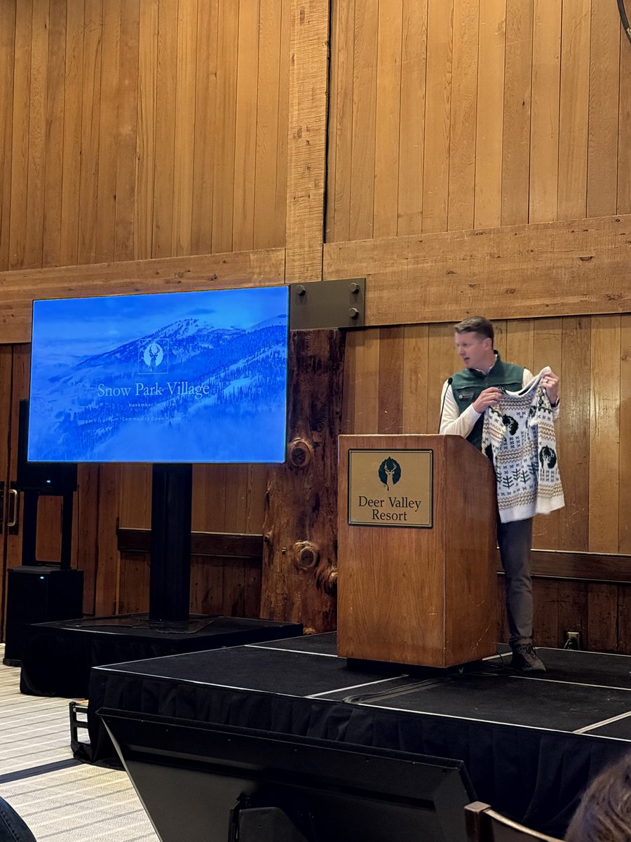 livelovegeek's tweet image. Exciting community session at @Deer_Valley tonight to hear about the future vision for the resort!