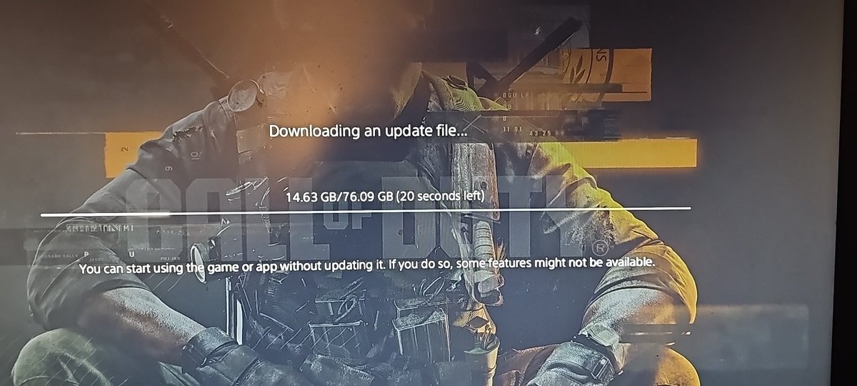 brianhuff75's tweet photo. @CallofDuty The massive, unnecessary update to finish!!! 76 Fing Gig!!! lol https://t.co/6PC0x58RoM