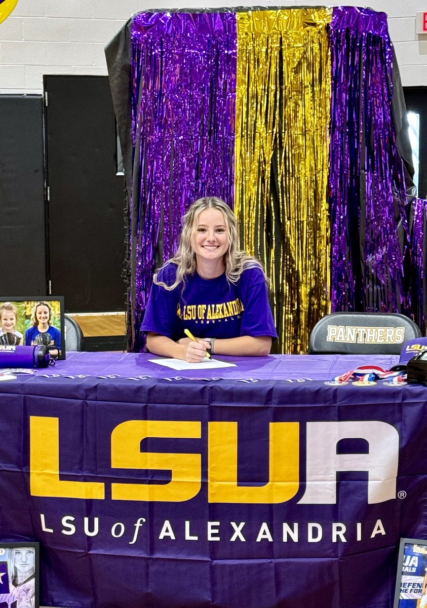 Marina Bourgeois tweet media