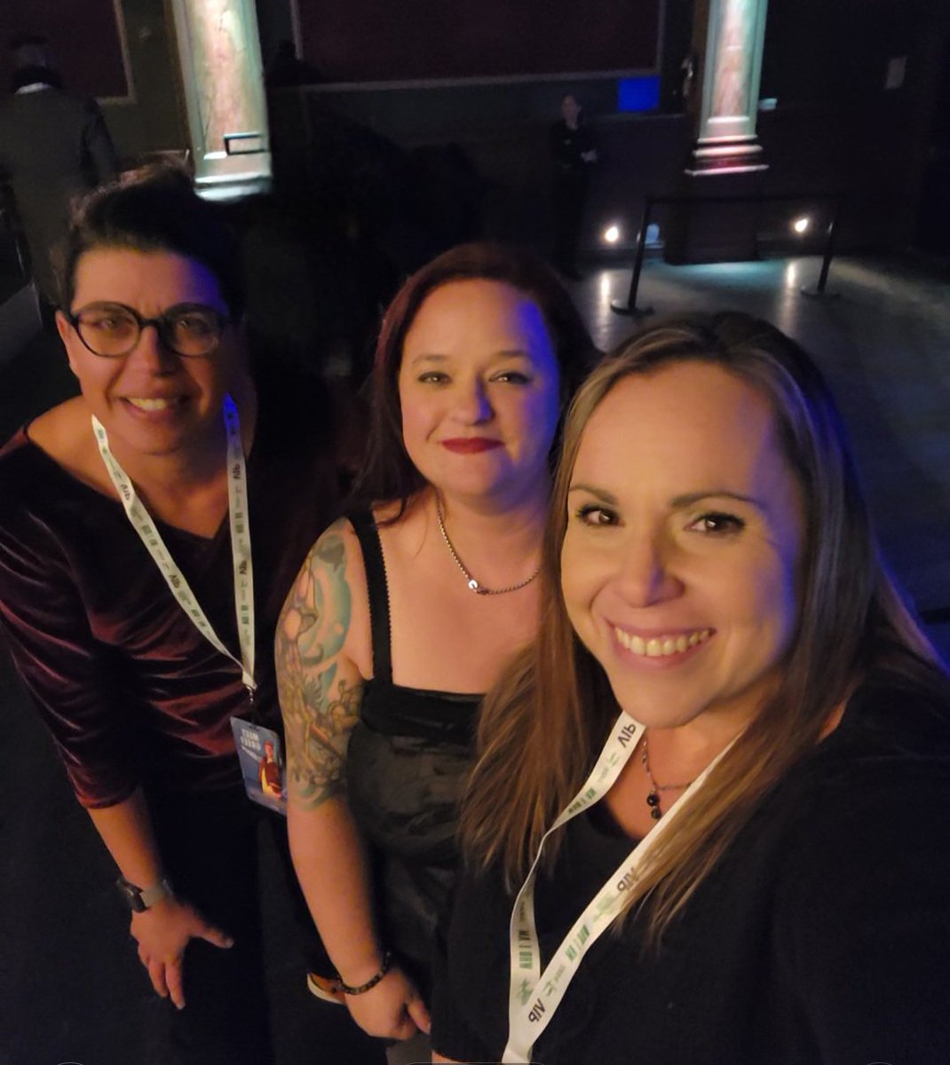 Ready for <a href="/nickcarter/">Nick Carter</a> tonight!🎉🎉
#WhoIAmTourMontreal 
<a href="/p_clair_de_lune/">💫 Pascale🌜</a>