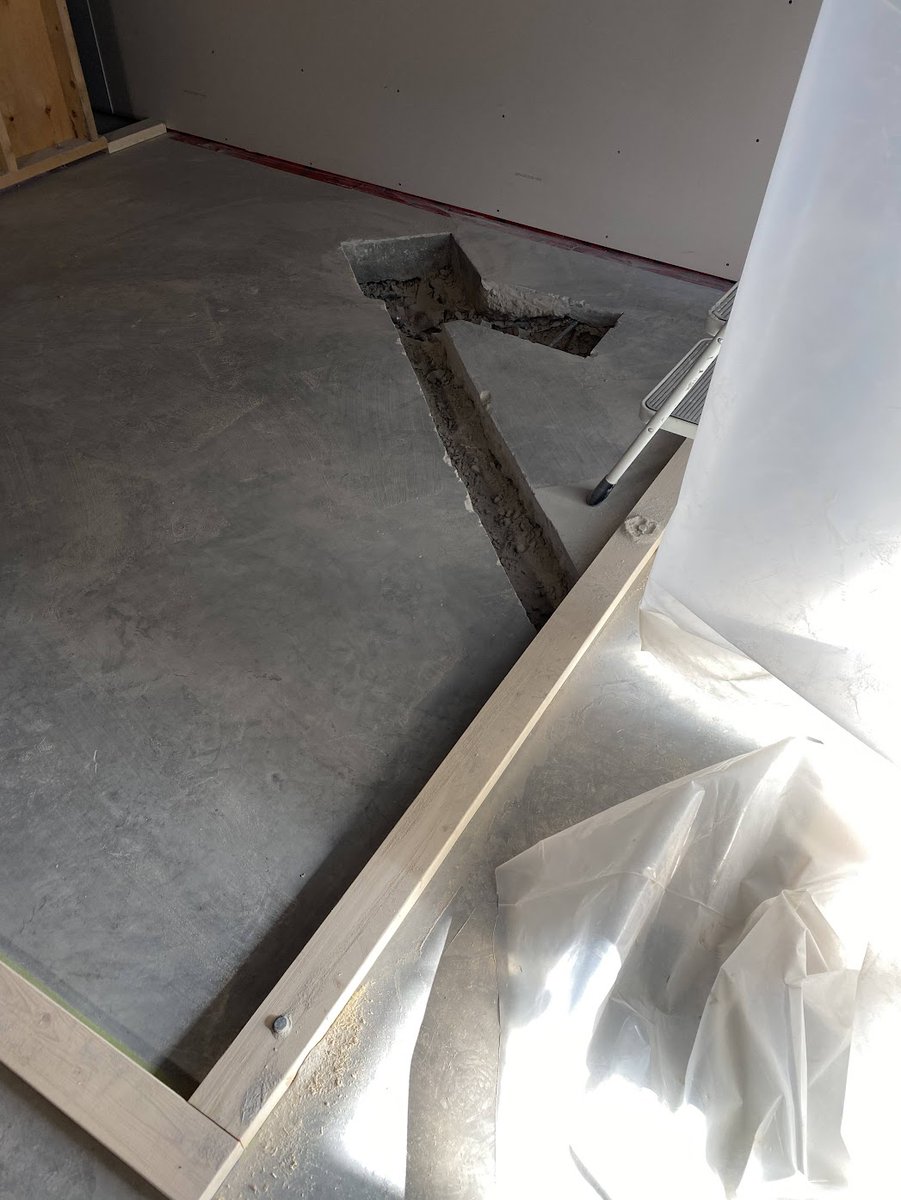 🏠 Transform Your Basement into Usable Space! 🛠️

Whether it's adding a cozy #bedroom, a stylish #bathroom, or a practical #laundry room, we’ll help create the perfect space for you and your family.

📞 306-861-5204!
lawrenceconst.ca/basement-renov…
 #Weyburn #Estevan #MooseJaw #Regina