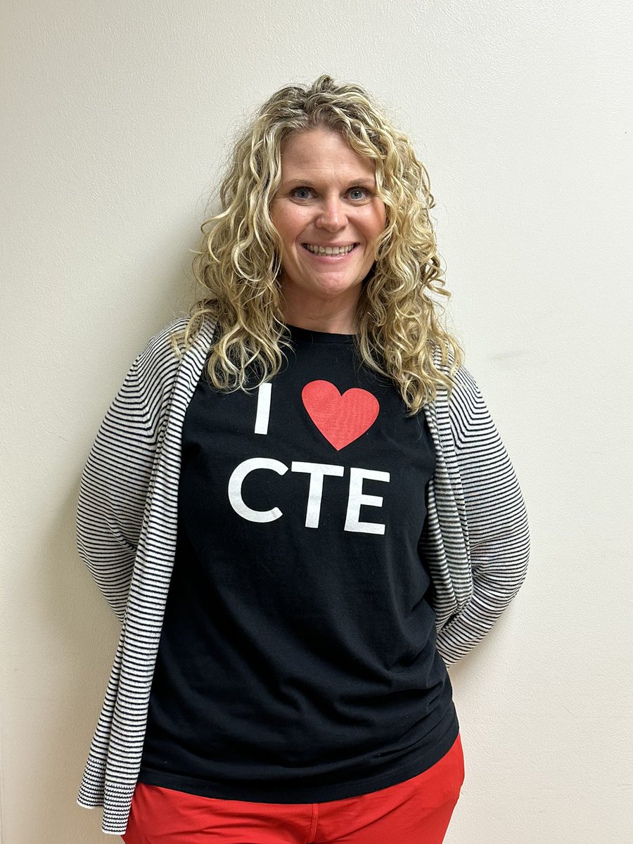 JbhsCTE's tweet photo. Jack Britt CTE Teachers representing for Teamwork/Twin Day
#NationalCareerDevelopmentMonth
@cte_ccs @NCCTE2 @CumberlandCoSch @jackbrittbucs https://t.co/xzMCrsHkPr